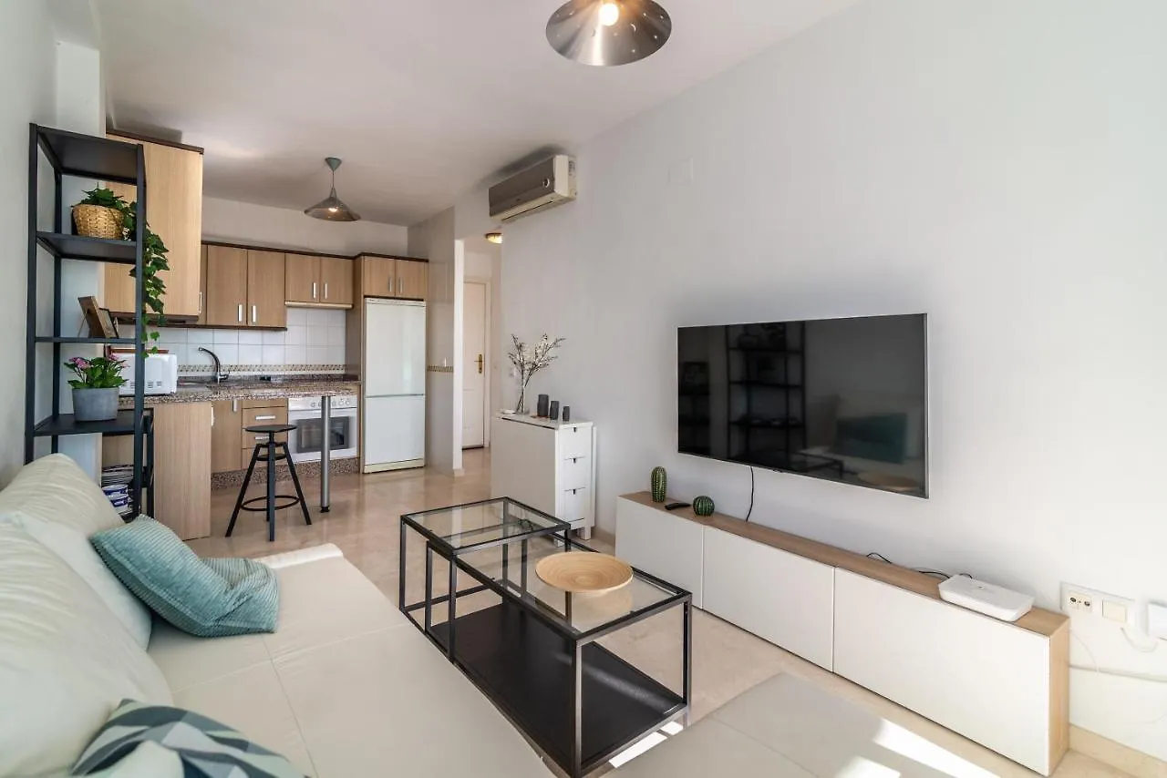 Apartment Seaviews 500M From The Beach Benalmadena